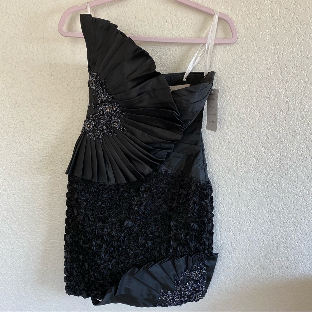 Tony Bowls Black Rose Fan Cocktail Dress